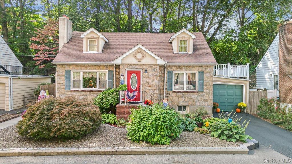 34 Raybrook Road, Yonkers, NY 10704