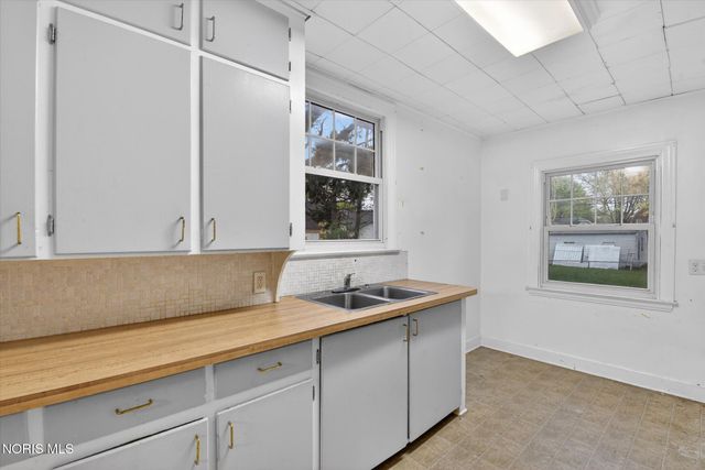 4452 Pennfield Road, Toledo, OH 43612