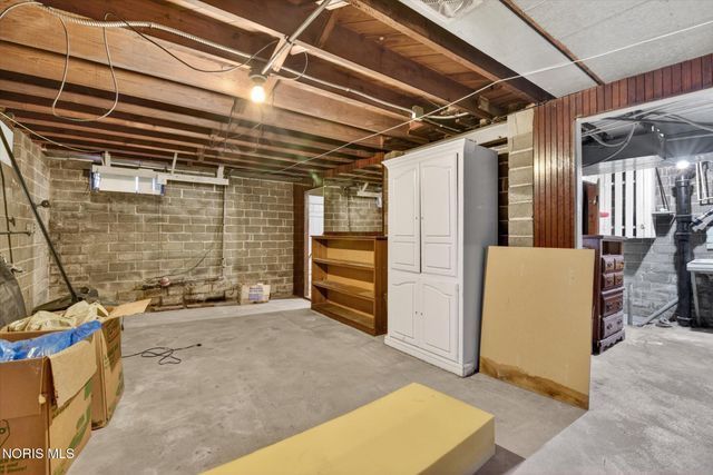 4452 Pennfield Road, Toledo, OH 43612