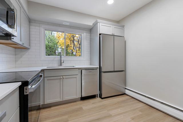 345 N Carter Street 103, Palatine, IL 60097