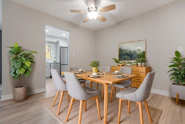 345 N Carter Street 103, Palatine, IL 60097