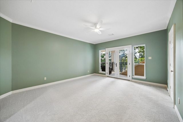 30 Turtle Cove Court, Kingwood, TX 77346