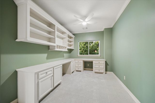 30 Turtle Cove Court, Kingwood, TX 77346