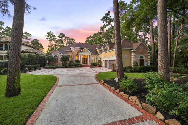 30 Turtle Cove Court, Kingwood, TX 77346