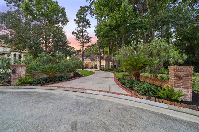 30 Turtle Cove Court, Kingwood, TX 77346
