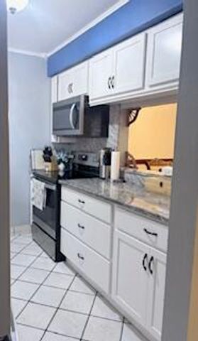 12027 Greenway Circle 204, Royal Palm Beach, FL 33411