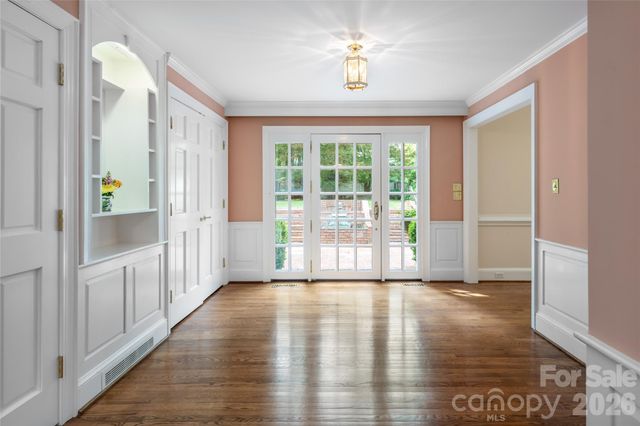 14 Brookside Road, Asheville, NC 28803