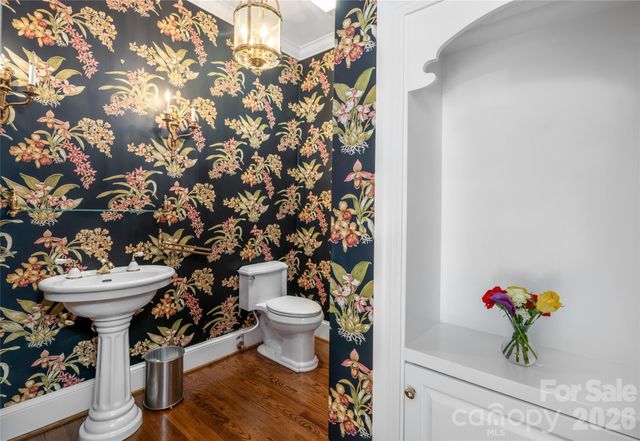 14 Brookside Road, Asheville, NC 28803