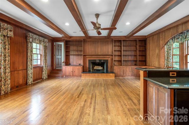14 Brookside Road, Asheville, NC 28803