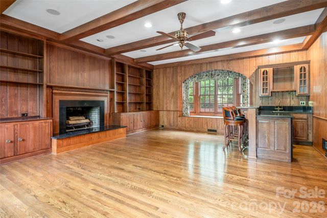 14 Brookside Road, Asheville, NC 28803