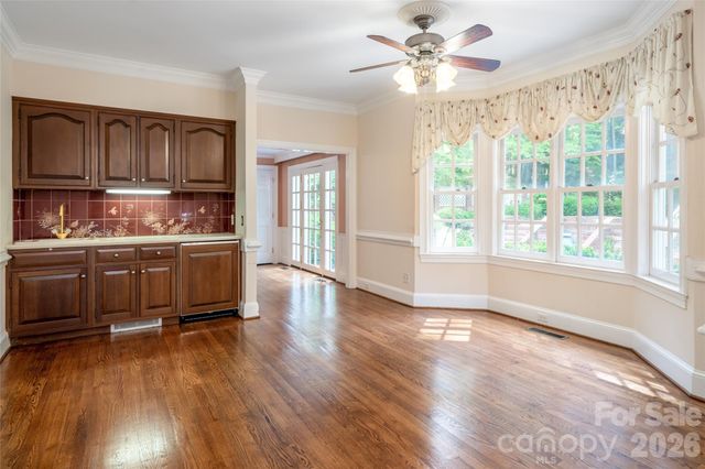 14 Brookside Road, Asheville, NC 28803