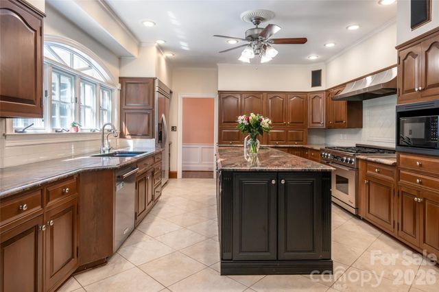 14 Brookside Road, Asheville, NC 28803