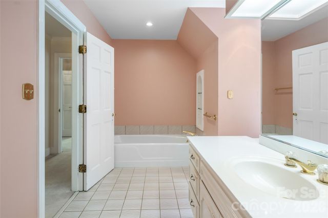 14 Brookside Road, Asheville, NC 28803