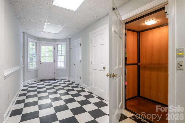 14 Brookside Road, Asheville, NC 28803