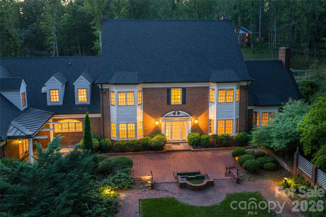 14 Brookside Road, Asheville, NC 28803