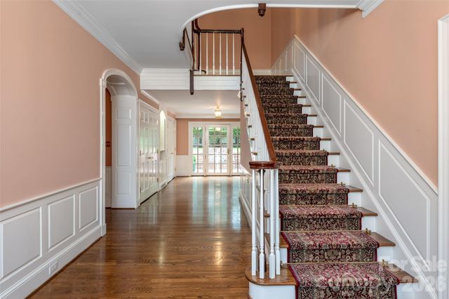 14 Brookside Road, Asheville, NC 28803