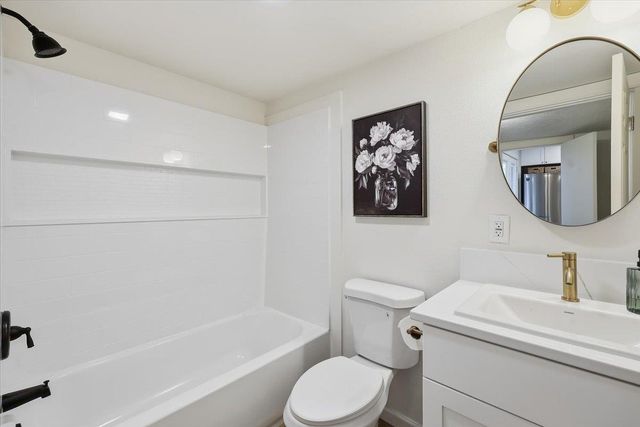 8203 E Indiana Ave, Spokane Valley, WA 99212