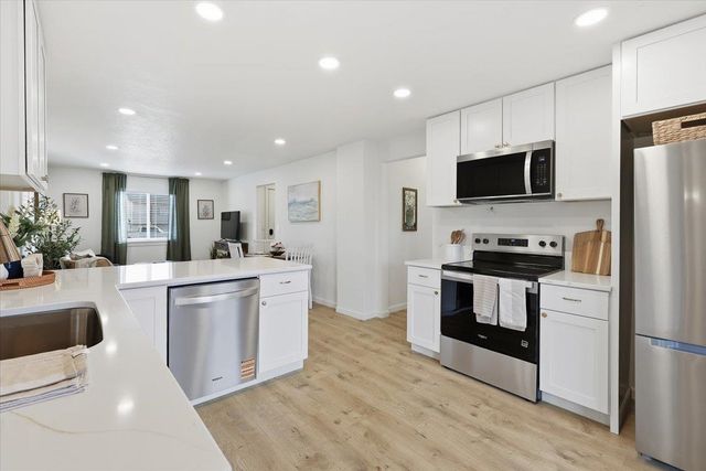 8203 E Indiana Ave, Spokane Valley, WA 99212