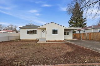 8203 E Indiana Ave, Spokane Valley, WA 99212