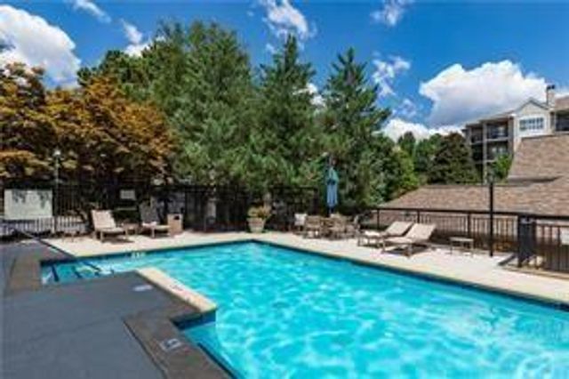 1105 River Green NW Drive, Atlanta, GA 30327