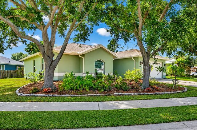2405 ICECAPADE DRIVE, Sarasota, FL 34240