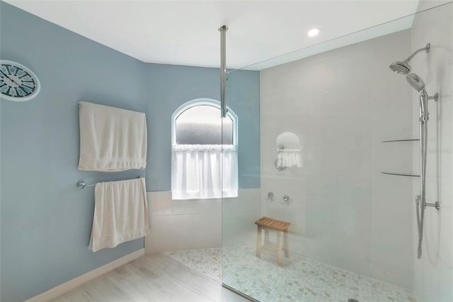 2405 ICECAPADE DRIVE, Sarasota, FL 34240