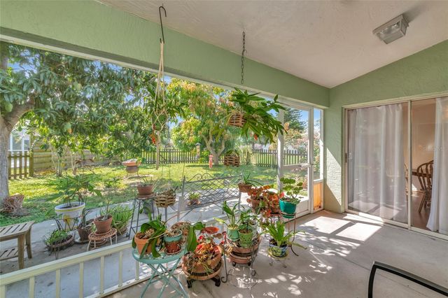 2405 ICECAPADE DRIVE, Sarasota, FL 34240