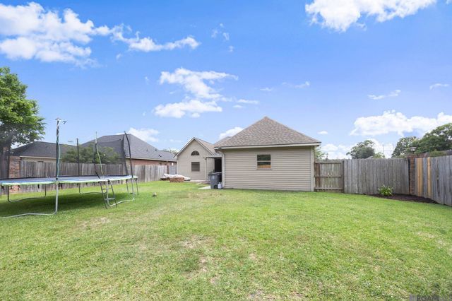 16807 River Birch Ave, Greenwell Springs, LA 70739