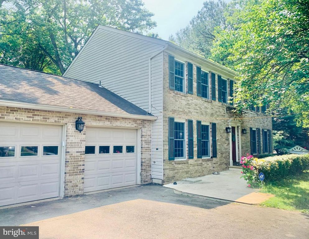 1163 KETTLE POND LN, Great Falls, VA 22066