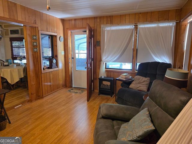 92 Cindy Parkway, Cleveland, GA 30528