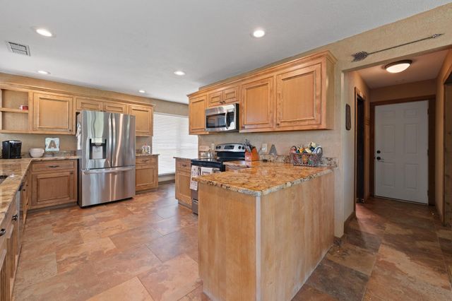 3001 E Fm 4, Cleburne, TX 76031