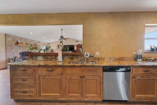 3001 E Fm 4, Cleburne, TX 76031