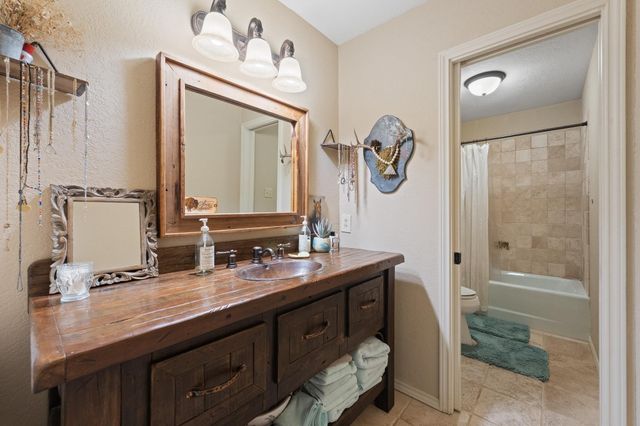 3001 E Fm 4, Cleburne, TX 76031