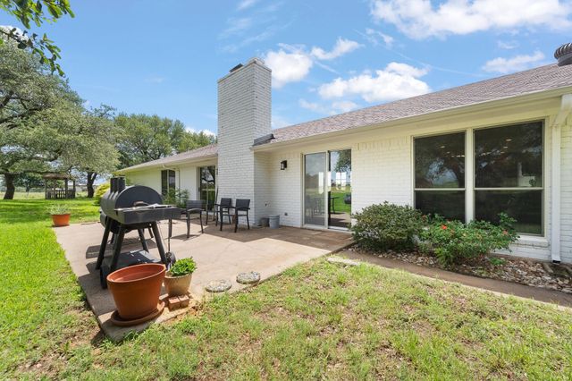 3001 E Fm 4, Cleburne, TX 76031