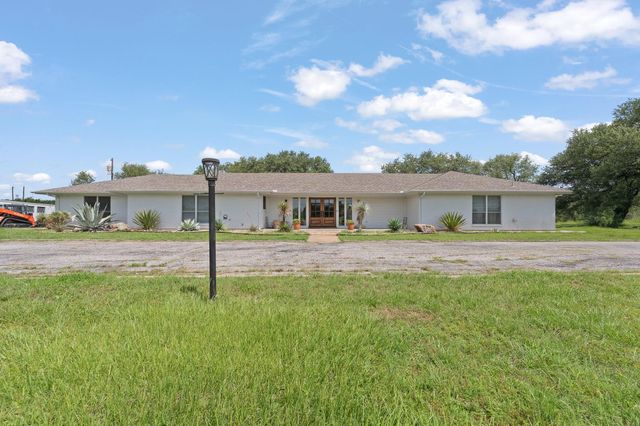 3001 E Fm 4, Cleburne, TX 76031