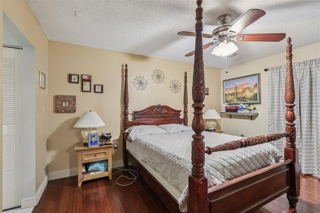 5575 58TH STREET N, Kenneth City, FL 33709