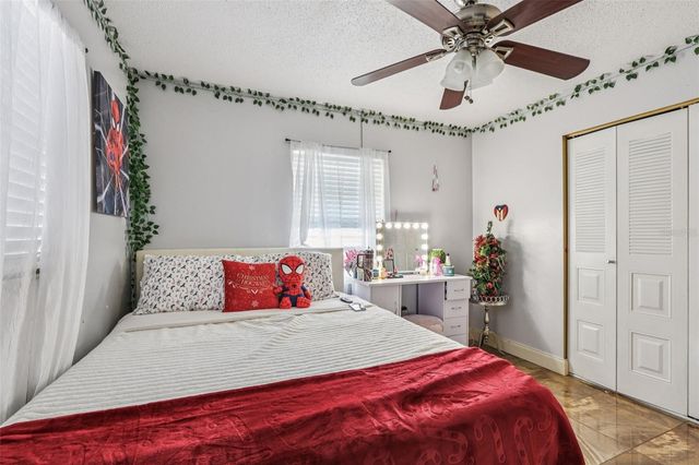 5575 58TH STREET N, Kenneth City, FL 33709