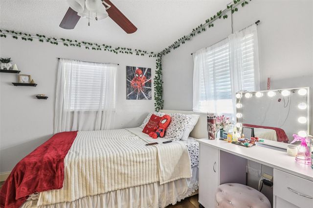 5575 58TH STREET N, Kenneth City, FL 33709