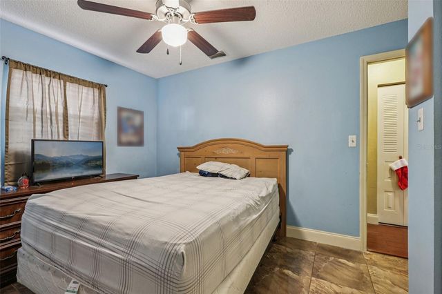 5575 58TH STREET N, Kenneth City, FL 33709