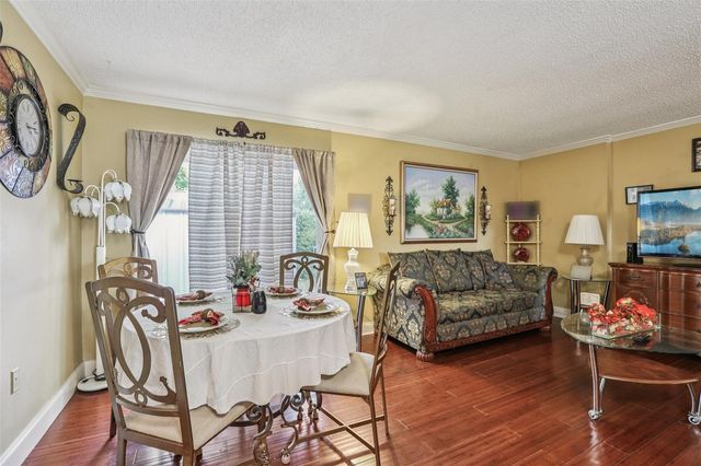 5575 58TH STREET N, Kenneth City, FL 33709