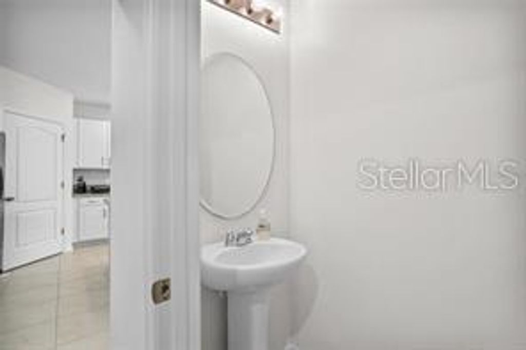 Image 18 of property listing at 1872 RUSTIC FALLS DRIVE, Kissimmee, FL 34744