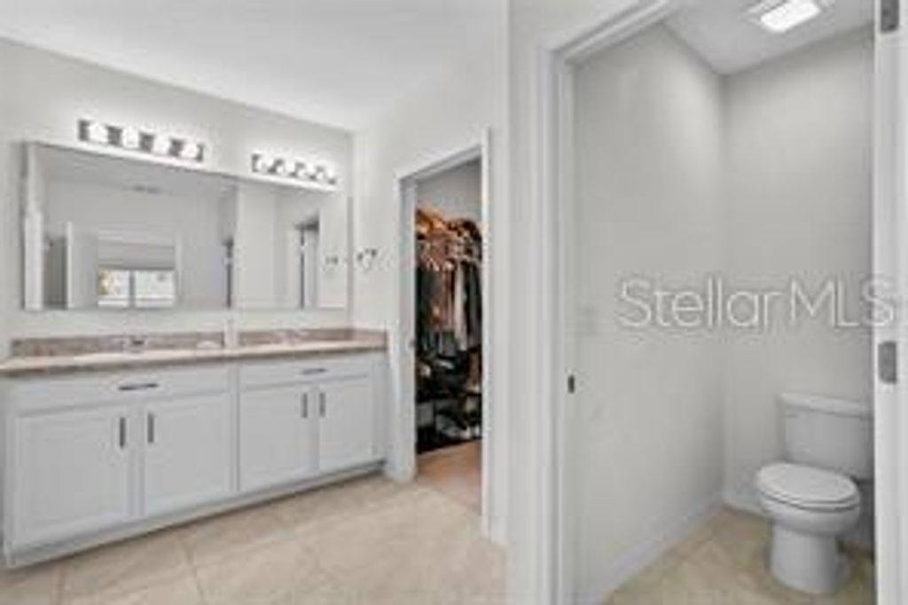 Image 20 of property listing at 1872 RUSTIC FALLS DRIVE, Kissimmee, FL 34744