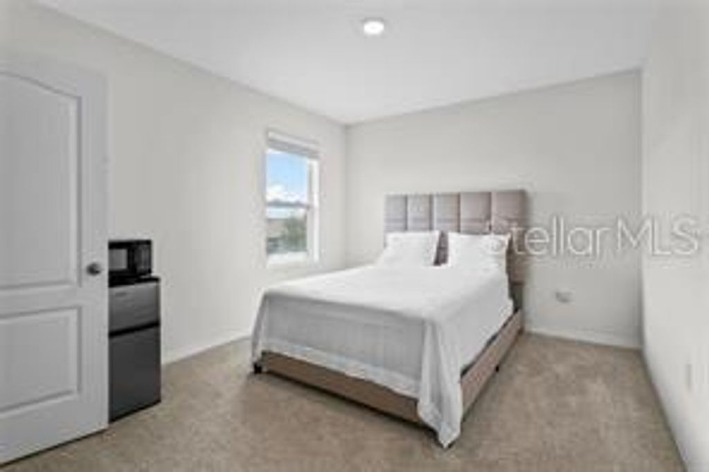 Image 21 of property listing at 1872 RUSTIC FALLS DRIVE, Kissimmee, FL 34744