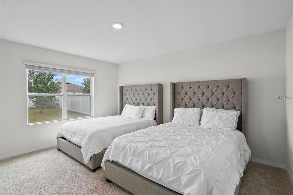 Image 24 of property listing at 1872 RUSTIC FALLS DRIVE, Kissimmee, FL 34744