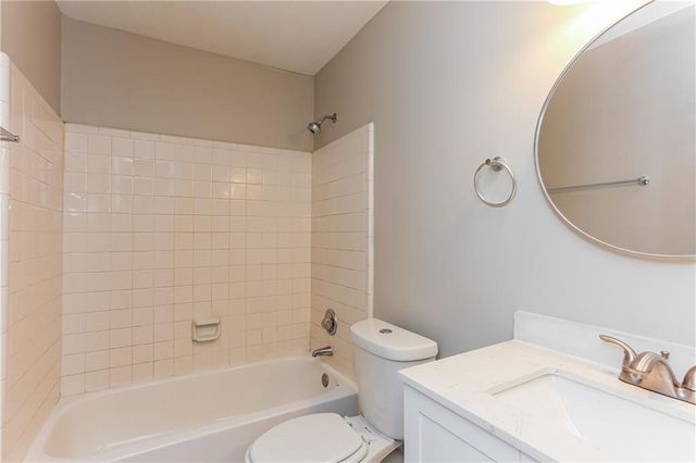 5621 Stonington Trace Parkway, Stone Mountain, GA 30087