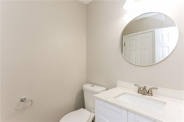 5621 Stonington Trace Parkway, Stone Mountain, GA 30087