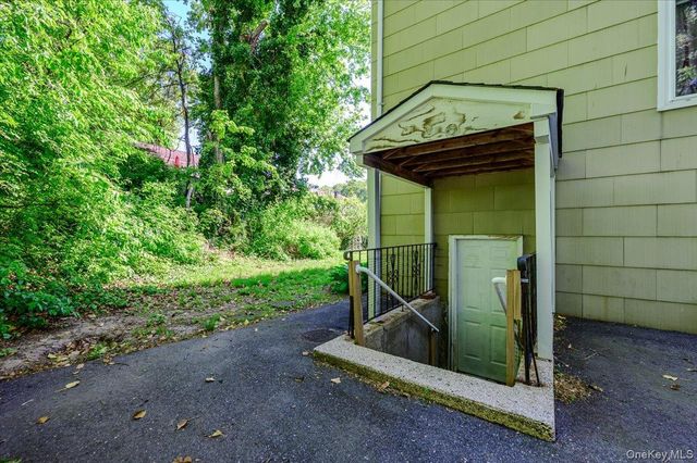 41-43 Evert Street, Huntington Station, NY 11746