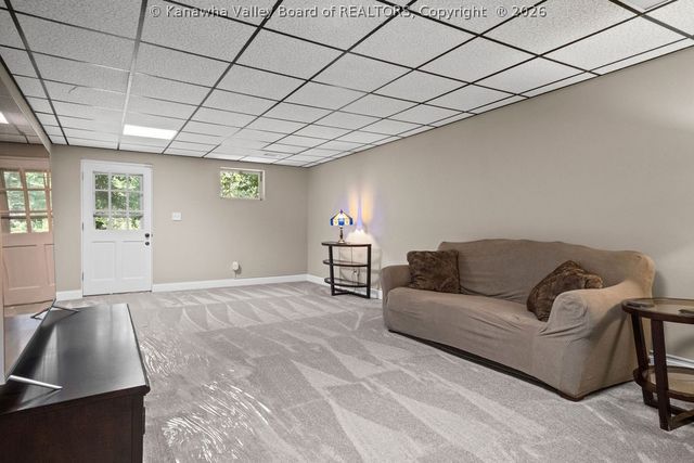 1851 Devondale Circle, Charleston, WV 25314