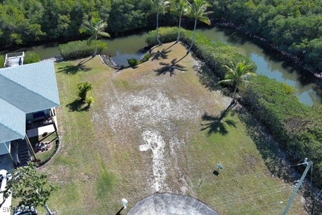 1276 Grand Canal DR, Naples, FL 34110