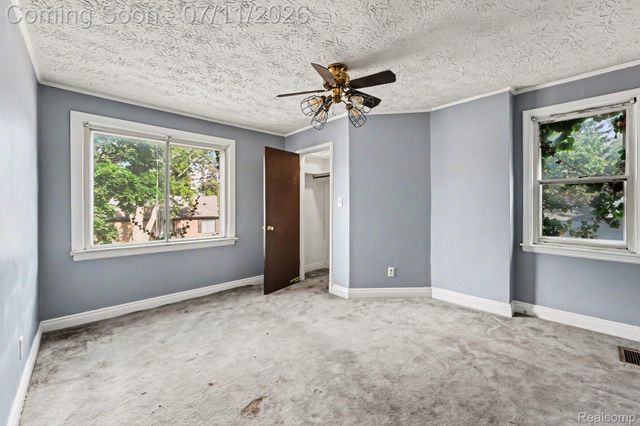 150 Ontario Road, Pontiac, MI 48341
